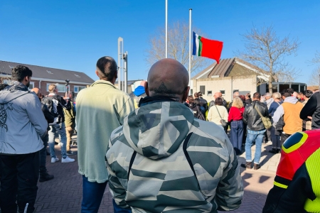 Groetjes uit Middelburg: Motoren voor de Molukken