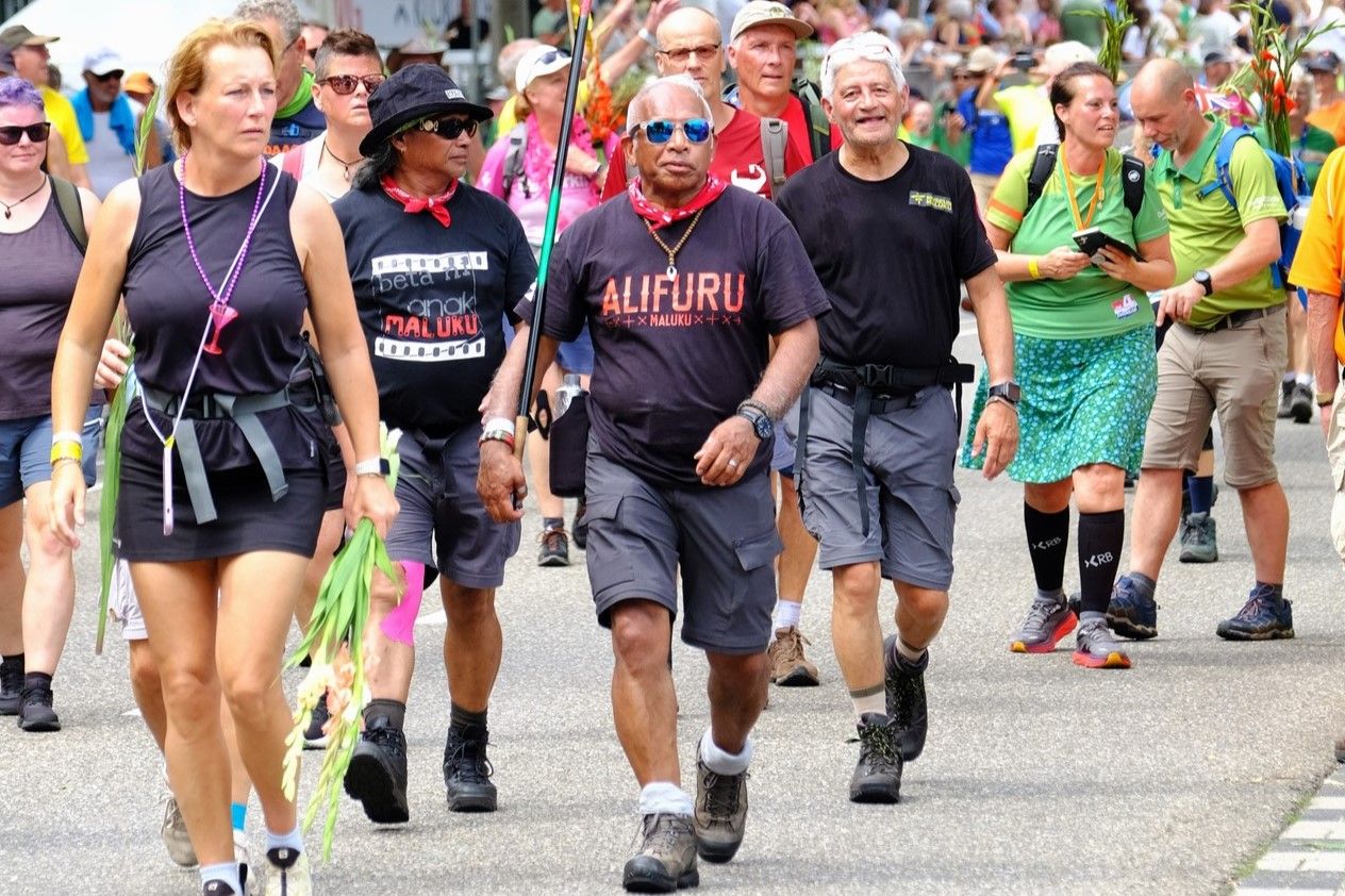 maju-terus-huib-akihary-nijmeegse-vierdaagse-3