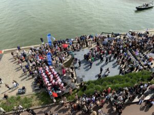Foto's Inhuldiging Ulu Kora en herdenking aan de Lloydkade in Rotterdam
